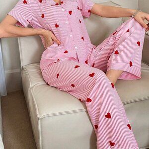 Pink Romantic Women's Valentine's Day Stripe & Heart Print Lapel Pajamas